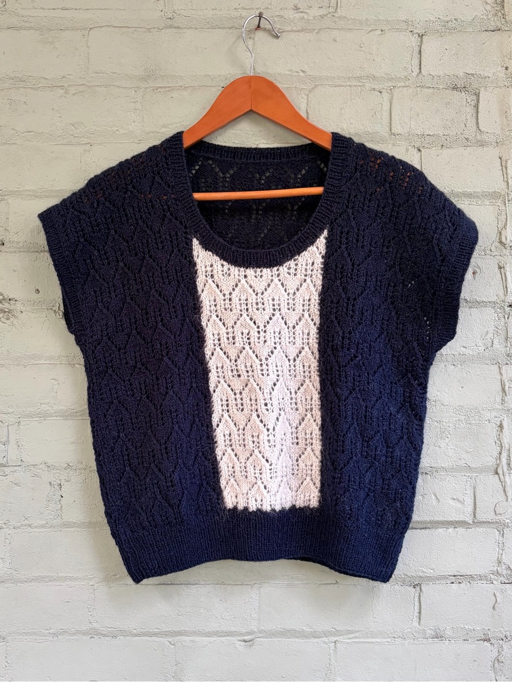Vintage Oversized Sleeveless Crochet Sweater Vest in Navy Blue & White Like New